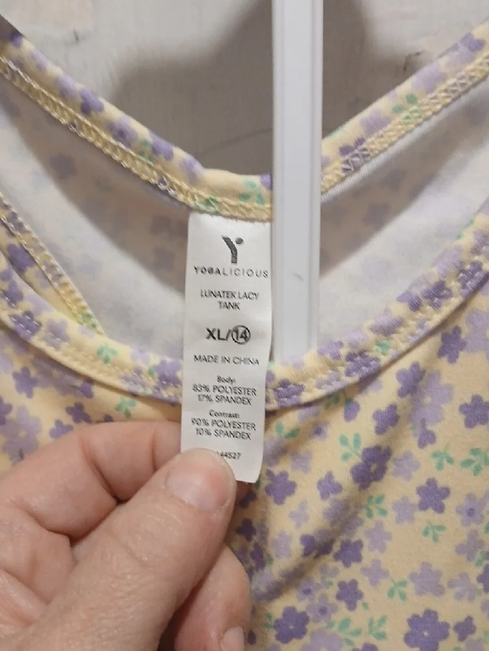 Yogalicious Lavender Floral Tank & Skorts on Pale Yellow Size XL